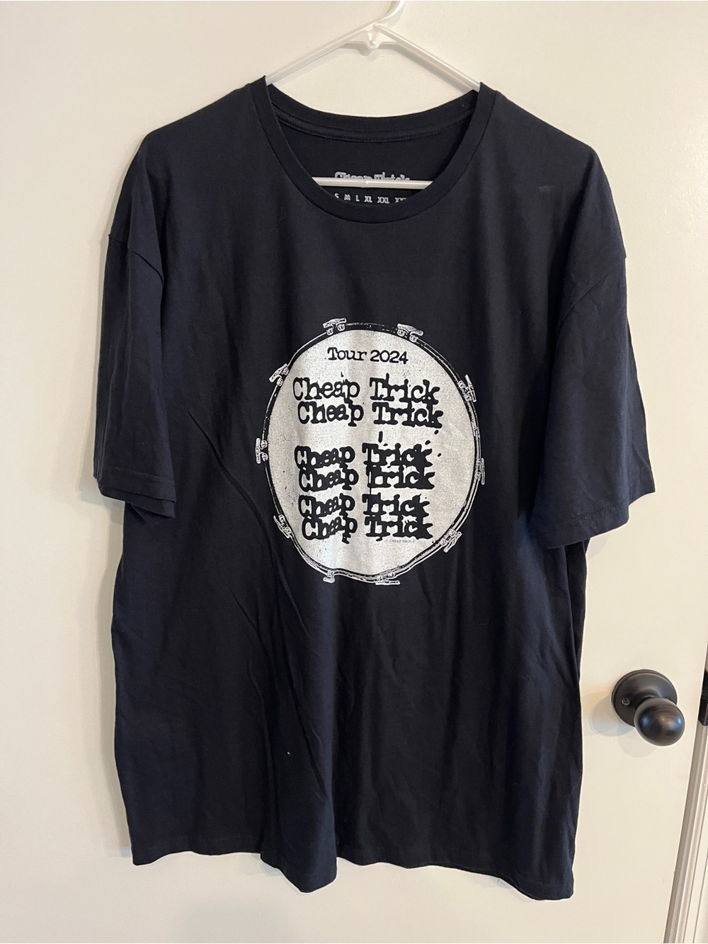 Men’s size XL 2024 Cheap Trick Tour Tee Shirt